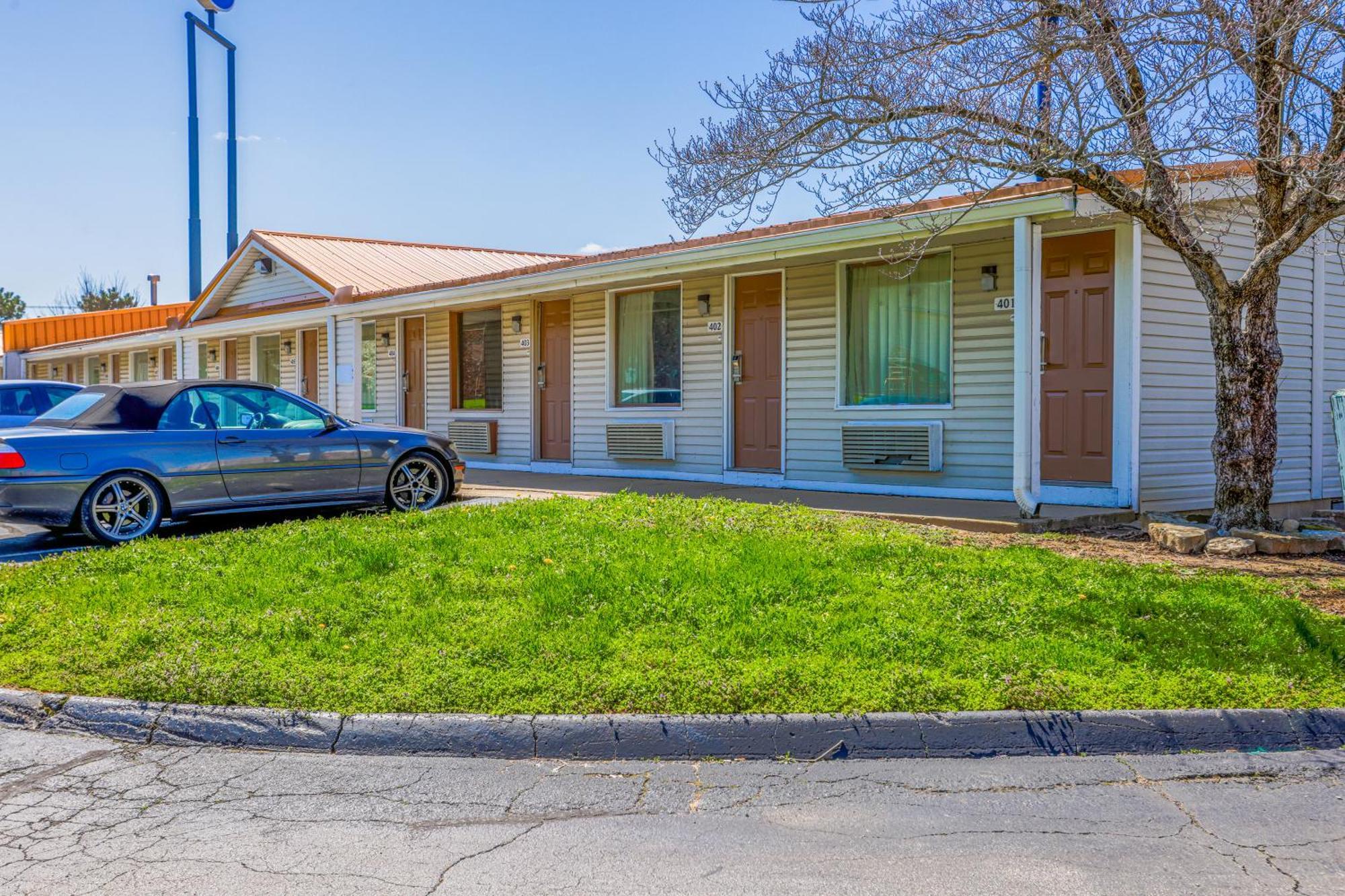 Cozy Garden Inn By Oyo Hwy 40 Richmond Exterior photo