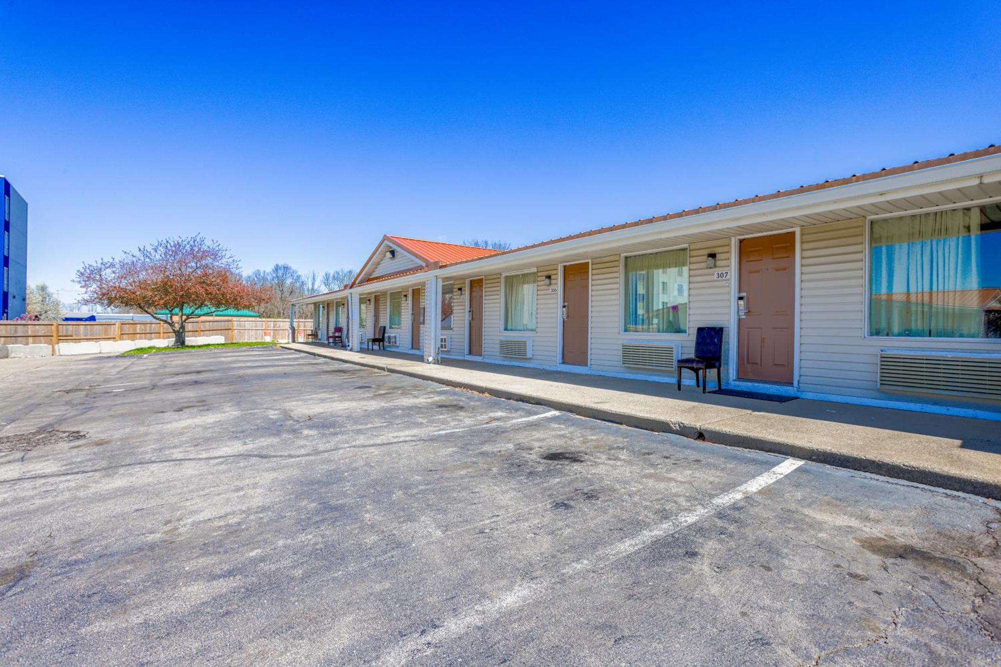 Cozy Garden Inn By Oyo Hwy 40 Richmond Exterior photo
